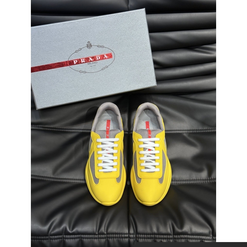 Pra*a casual shoes
